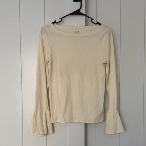 GAP Ivory Long Sleeve Women's Tee